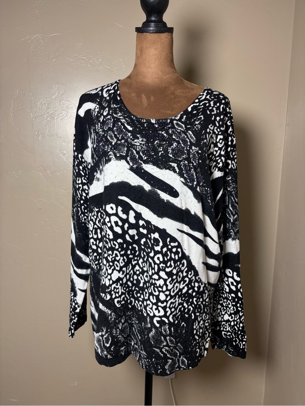 Pierri New York Black & White Animal-Print Scoop Neck Sweater